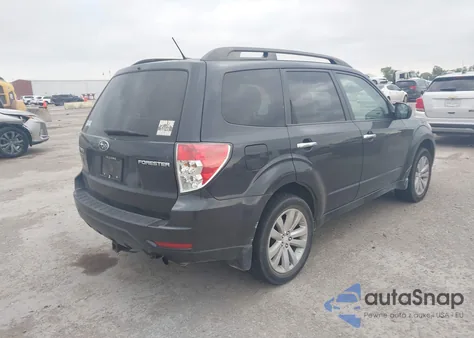 2011 Subaru Forester 2.5X Premium z USA, uszkodzony, nr VIN JF2SHBDC5BH743292